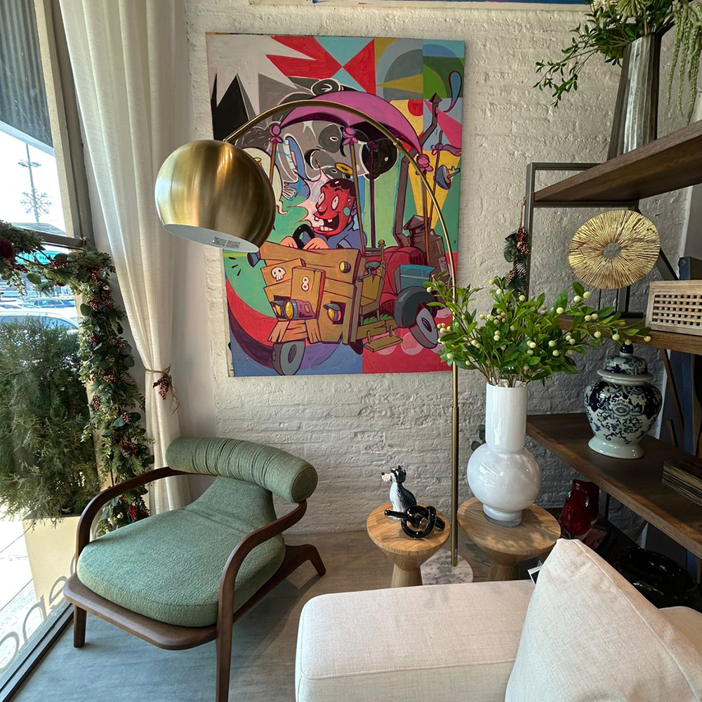 Lámpara alta dorada